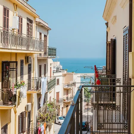 Costa Del Golfo *